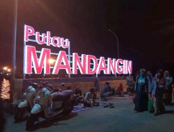 Pulau Mandangin Menyimpan Kekayaan Alam Yang Wajib Dikunjungi Para Wisatawan