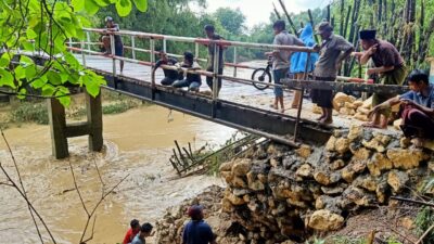 Warga Kerap Perbaiki Jembatan Secara Swadaya, BPBD: Yang Mengatur Pusat