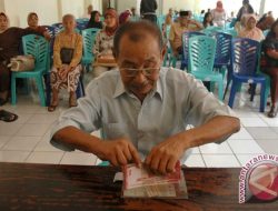 Pensiunan PNS Dapat Gaji Dua Kali Lipat November 2025?