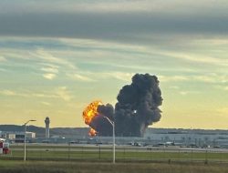 3 Orang Tewas, 11 Luka-Luka Akibat Pesawat Kargo UPS Jatuh di AS, Bandara Masih Terdampak Shutdown