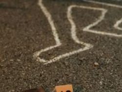 Pria di Tanah Abang Tabrak Mobil, Diduga Alami Gangguan Jiwa