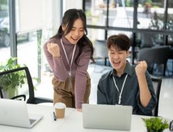8 Kekuatan Emosional yang Mampu Mengubah Energi Ruangan