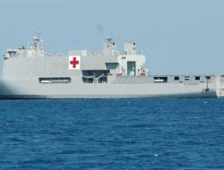 Hari Ini 2 Rumah Sakit dan 3 Kapal Perang TNI AL Kirim Bantuan ke Aceh, Sumut, dan Sumbar