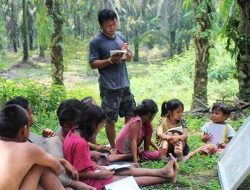 Kehidupan dan Mitos Suku Anak Dalam Jambi