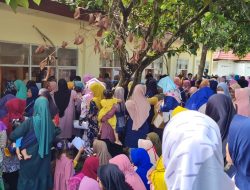 Warga Panyipatan Tala Antusias Datangi Kantor Camat, Nikmati Layanan Gratis dan Senam Ceria
