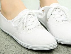 Cara Merawat Sepatu Putih agar Selalu Mengkilap