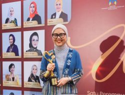 Komitmen Perkuat Pemberdayaan Perempuan, Kartini Pegadaian Terima Penghargaan Woman Empower Woman 2025