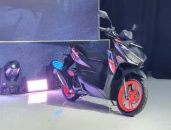 Perempuan Tertarik, Fitur Baru Vario 125 Bantu Charge HP