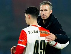 Debut Mengesankan Shaqueel van Persie, Menghadirkan Kenangan Robin van Persie!