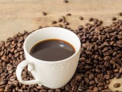 Minum Kopi Setiap Hari? Ini Dampaknya bagi Kesehatan Tubuh
