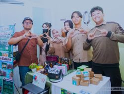 Mahasiswa Unesa Ubah Limbah Plastik Jadi Tas Daur Ulang sebagai Model Bisnis