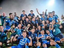 Persib Bandung Kolaborasi dengan GoPay di Liga Super Indonesia 2025/2026, Digitalisasi Bobotoh Jadi Nyata