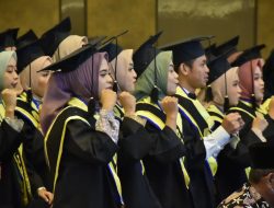 Wisuda ke-46 Poltekkes Kemenkes Yogya, 119 Lulusan Siap Bersaing di Dunia